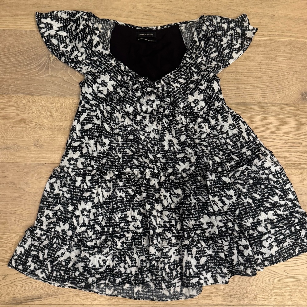Black and White Patterned Dress/tunic